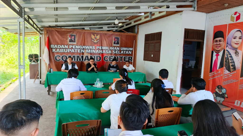 Monitoring dan Evalusi anggota Bawaslu Provinsi Sulut Steffen S. Linu, SS.,MAP